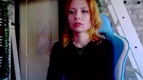 karoline121 online show from 8, 3, 2025