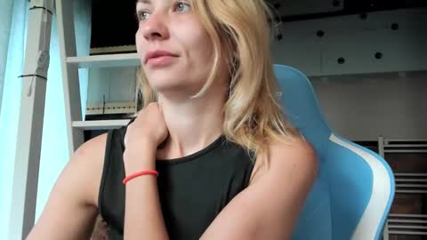 karoline121 online show from 10, 9, 2025