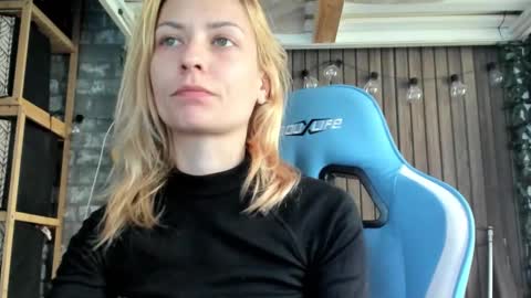 karoline121 online show from 29, 9, 2025