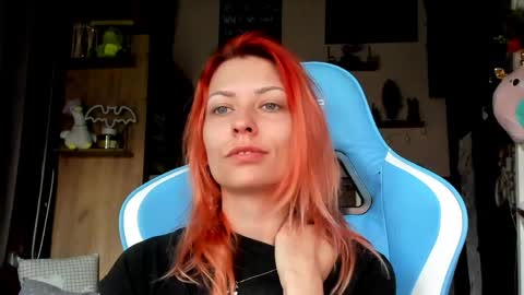 karoline121 online show from 18, 4, 2026