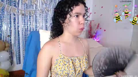 Karolina 3 online show from 10, 4, 2026