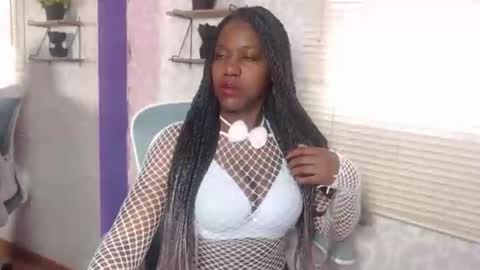Snapshot of karooll_smit chatting on 23, 10, 2025 karooll_smit online show from 23, 10, 2025