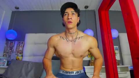 Snapshot of karybig3 chatting on 18, 2, 2025 ---Kary--- online show from 18, 2, 2025