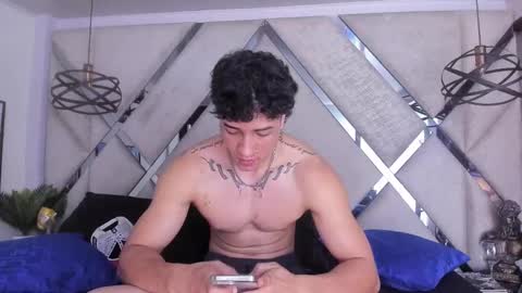 Snapshot of karybig3 chatting on 23, 2, 2025 ---Kary--- online show from 23, 2, 2025