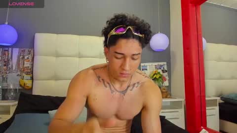 Snapshot of karybig3 chatting on 24, 2, 2025 ---Kary--- online show from 24, 2, 2025