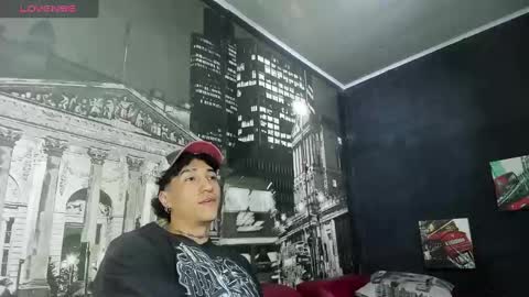 Snapshot of karybig3 chatting on 12, 3, 2025 ---Kary--- online show from 12, 3, 2025