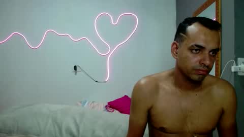 Snapshot of kasaltaradinho chatting on 8, 12, 2024 Tamires e Maicon online show from 8, 12, 2024