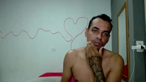 Snapshot of kasaltaradinho chatting on 29, 12, 2024 Tamires e Maicon online show from 29, 12, 2024