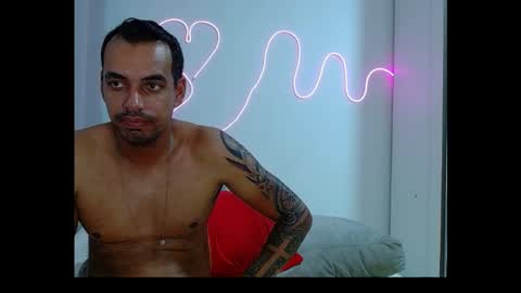 Snapshot of kasaltaradinho chatting on 18, 1, 2025 Tamires e Maicon online show from 18, 1, 2025