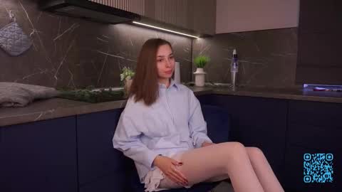 Hellomy name is Mami nice to meet you online show from 8, 10, 2025