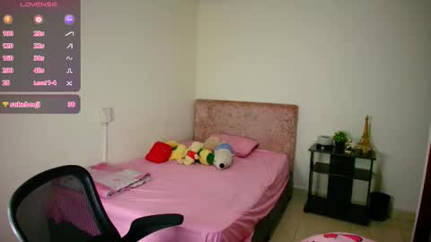 Snapshot of kassandra_0304 chatting on 8, 11, 2025 Kassandra online show from 8, 11, 2025