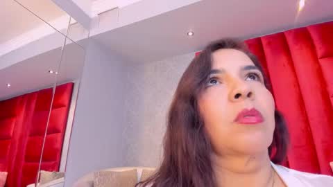 Kasandra Hall online show from 13, 12, 2025