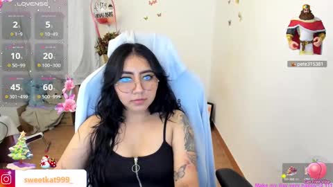 Snapshot of kat_ly_chan chatting on 24, 12, 2024 Kat       online show from 24, 12, 2024