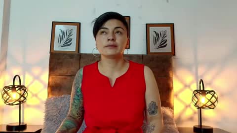 kat paradisse online show from 20, 5, 2026