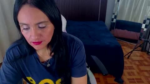 Snapshot of kataleya_29 chatting on 5, 11, 2025 kate online show from 5, 11, 2025