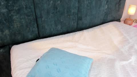 Kataleya  Liam online show from 1, 2, 2025