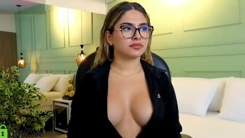 Snapshot of kataliina_18 chatting on 26, 11, 2025 Kat online show from 26, 11, 2025