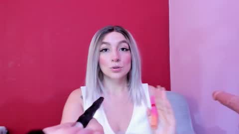 Snapshot of kate_bunny_ chatting on 5, 11, 2025 Kate online show from 5, 11, 2025