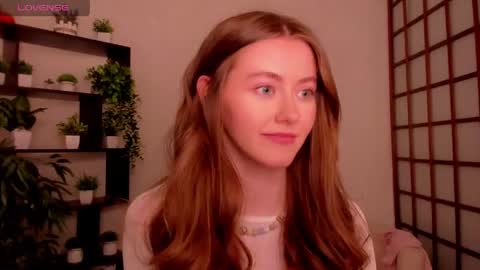 Snapshot of kate_cuddle chatting on 20, 5, 2026 Kate online show from 20, 5, 2026