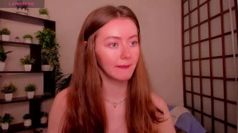 Snapshot of kate_cuddle chatting on 28, 5, 2026 Kate online show from 28, 5, 2026