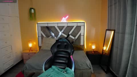 Snapshot of kate_lawrence_ chatting on 3, 1, 2025 kate_lawrence_ online show from 3, 1, 2025