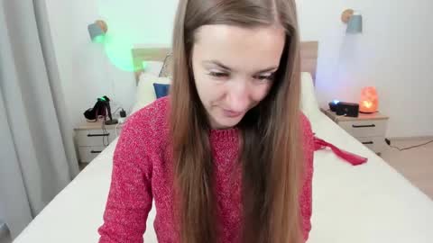 Snapshot of kate_redgar chatting on 31, 10, 2025 kate_redgar online show from 31, 10, 2025