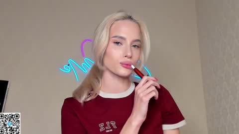 Snapshot of katebremar chatting on 12, 12, 2024 online show from 12, 12, 2024