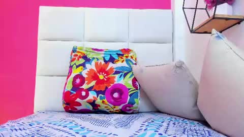 Snapshot of katecurvy_hot69 chatting on 23, 6, 2026 Katerine online show from 23, 6, 2026
