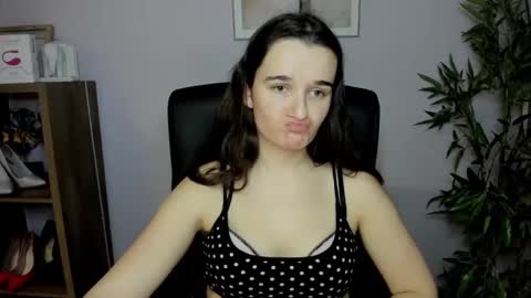 Snapshot of katedesire chatting on 19, 1, 2025 Kate  online show from 19, 1, 2025