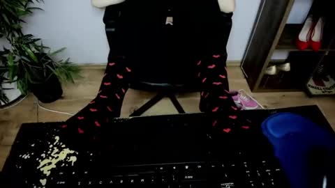 Snapshot of katedesire chatting on 2, 2, 2025 Kate  online show from 2, 2, 2025