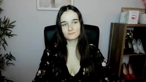 Snapshot of katedesire chatting on 8, 2, 2025 Kate  online show from 8, 2, 2025