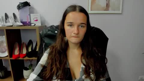 Snapshot of katedesire chatting on 15, 9, 2025 Kate  online show from 15, 9, 2025