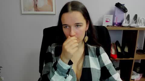 Snapshot of katedesire chatting on 11, 10, 2025 Kate  online show from 11, 10, 2025