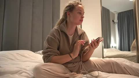 Snapshot of katedoe chatting on 11, 3, 2025 katedoe online show from 11, 3, 2025