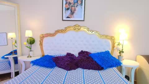 katee Martinez online show from 15, 4, 2026