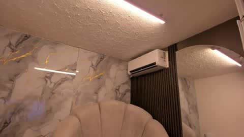 Im Katherine but call me Kate  online show from 18, 4, 2026