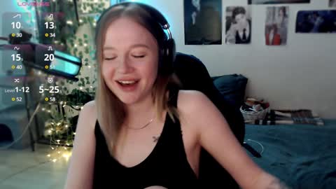 Snapshot of katerinaxvold chatting on 1, 2, 2025 Lisa online show from 1, 2, 2025