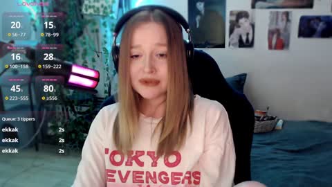 Snapshot of katerinaxvold chatting on 4, 2, 2025 Lisa online show from 4, 2, 2025