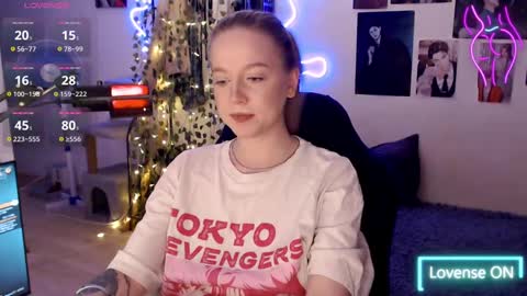 Snapshot of katerinaxvold chatting on 6, 3, 2025 Lisa online show from 6, 3, 2025