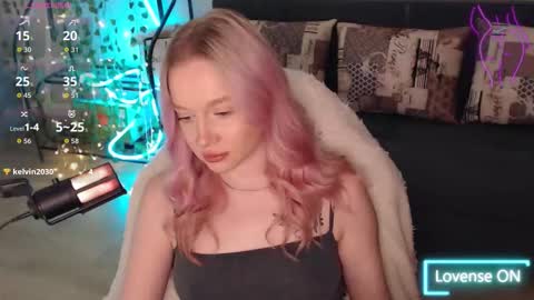 Snapshot of katerinaxvold chatting on 3, 10, 2025 Lisa online show from 3, 10, 2025
