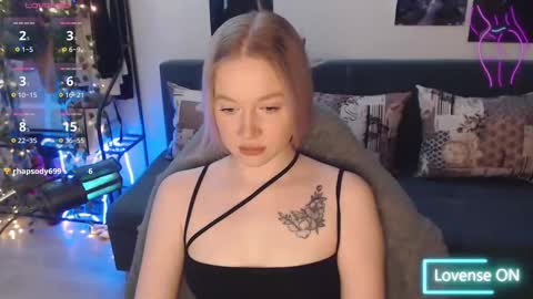 Snapshot of katerinaxvold chatting on 28, 10, 2025 Lisa online show from 28, 10, 2025