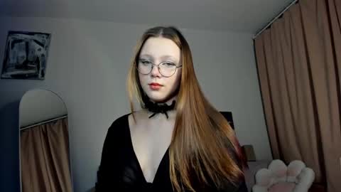 Snapshot of katerosen chatting on 12, 3, 2026 KATE online show from 12, 3, 2026