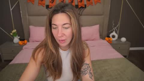 Snapshot of kateshanny chatting on 31, 10, 2025 Kate online show from 31, 10, 2025