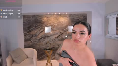 K A T E  online show from 3, 2, 2025