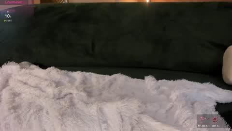 K A T E  online show from 9, 2, 2025