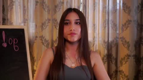 OLIVIA  online show from 17, 4, 2026