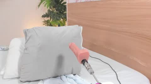 Emma online show from 3, 12, 2024