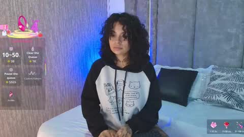 Snapshot of kathegomez_ chatting on 28, 11, 2025 KatheGomez online show from 28, 11, 2025