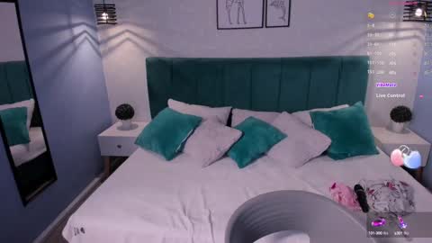 Snapshot of katherin_smith_ chatting on 6, 12, 2024 kathe online show from 6, 12, 2024