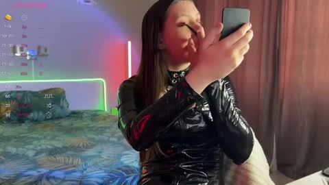 katherine__ross online show from 1, 6, 2026